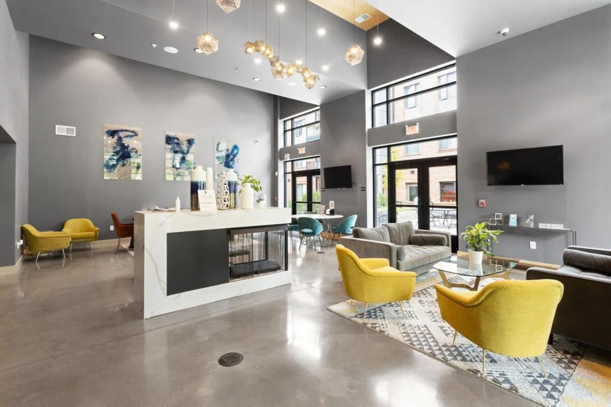 Apartment Stunning Near Broad Ripple Cozysuites
